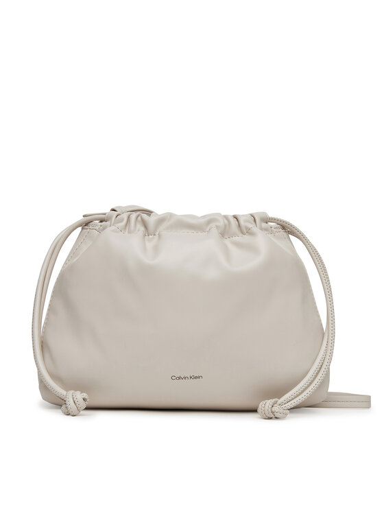 

Сумочка Drawstring Crossbody26 LV04K3060G Calvin Klein Jeans, белый