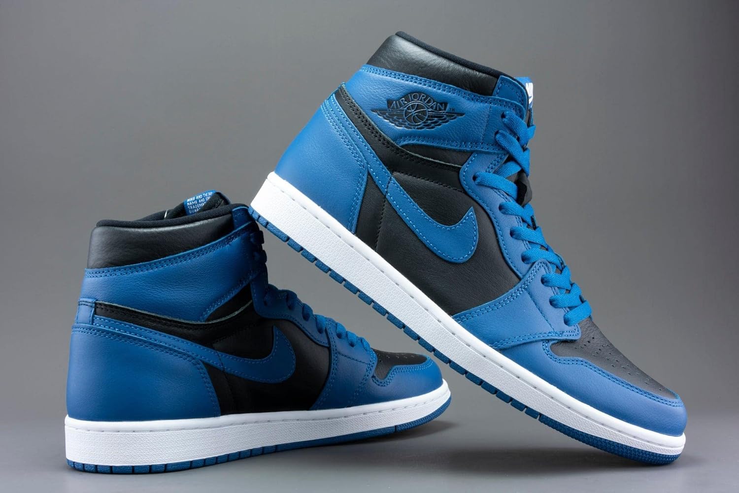 Мужские кроссовки Nike Air Jordan 1 Retro High OG, черный/синий — фото 3