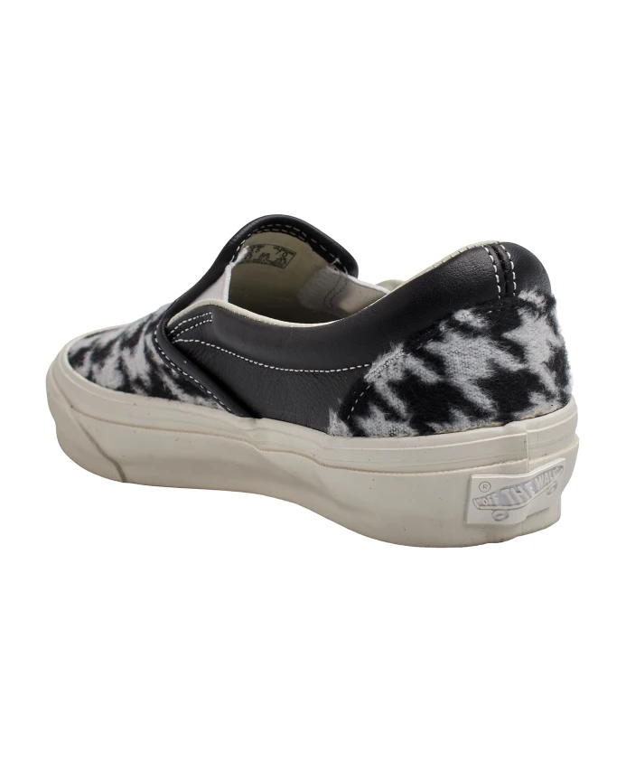 Графические слипоны с высококачественной отделкой Vans, черный — фото 4