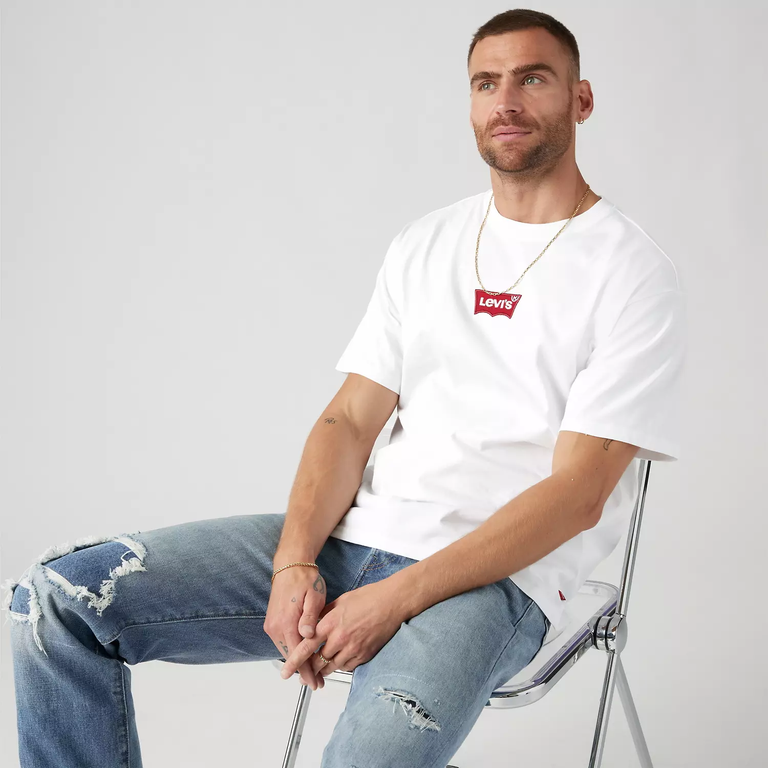 

Футболка с графичным принтом в винтажном стиле Levi's, белый