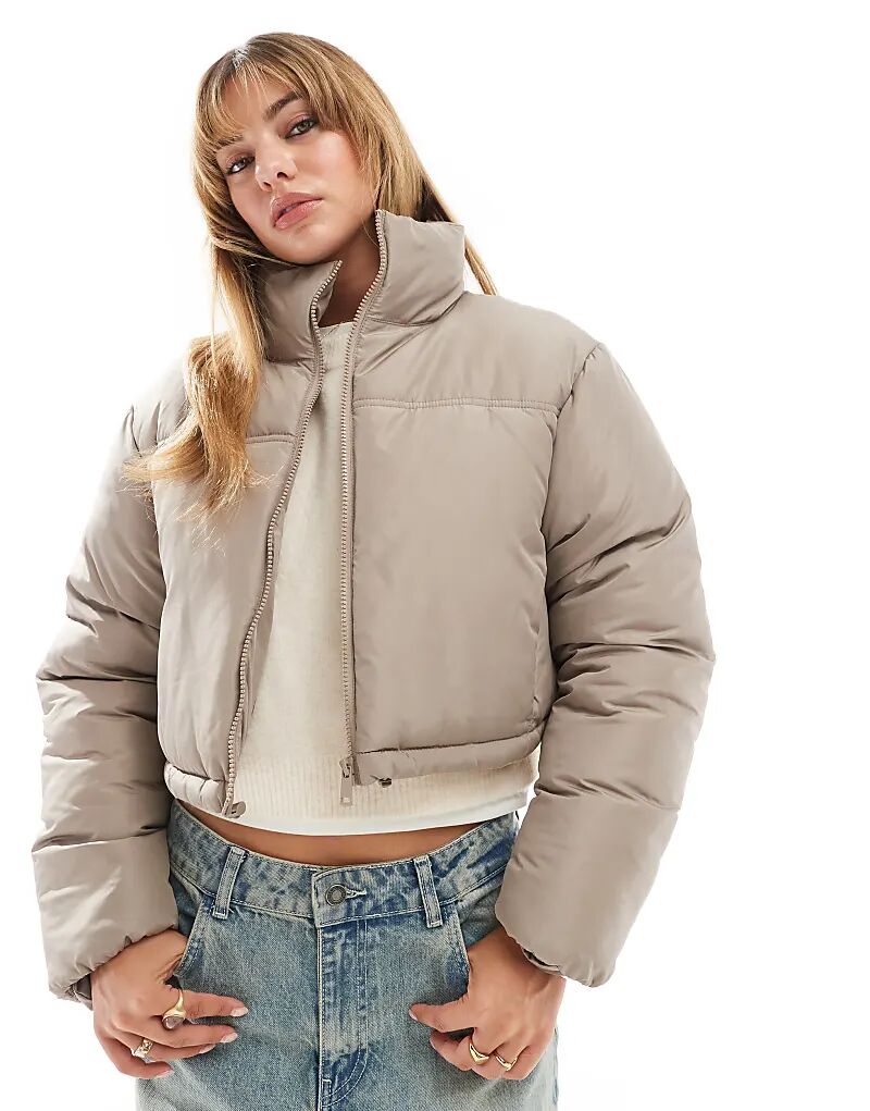 

Укороченная куртка-пуховик в грибном цвете ASOS DESIGN