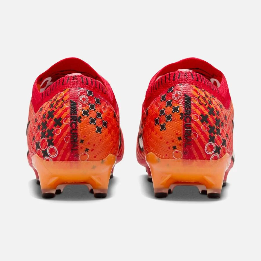 Nike Air Zoom Vapor 15 Футбольные бутсы Мужчины, Светло-малиновый/Яркий мандариновый/Черный/Бледно-слоновая кость — фото 2
