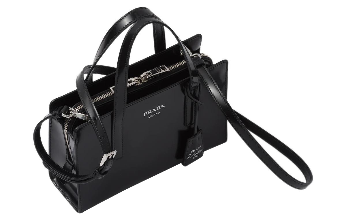 PRADA Редакция 1995 Мини-сумка из матовой кожи черный — фото 2