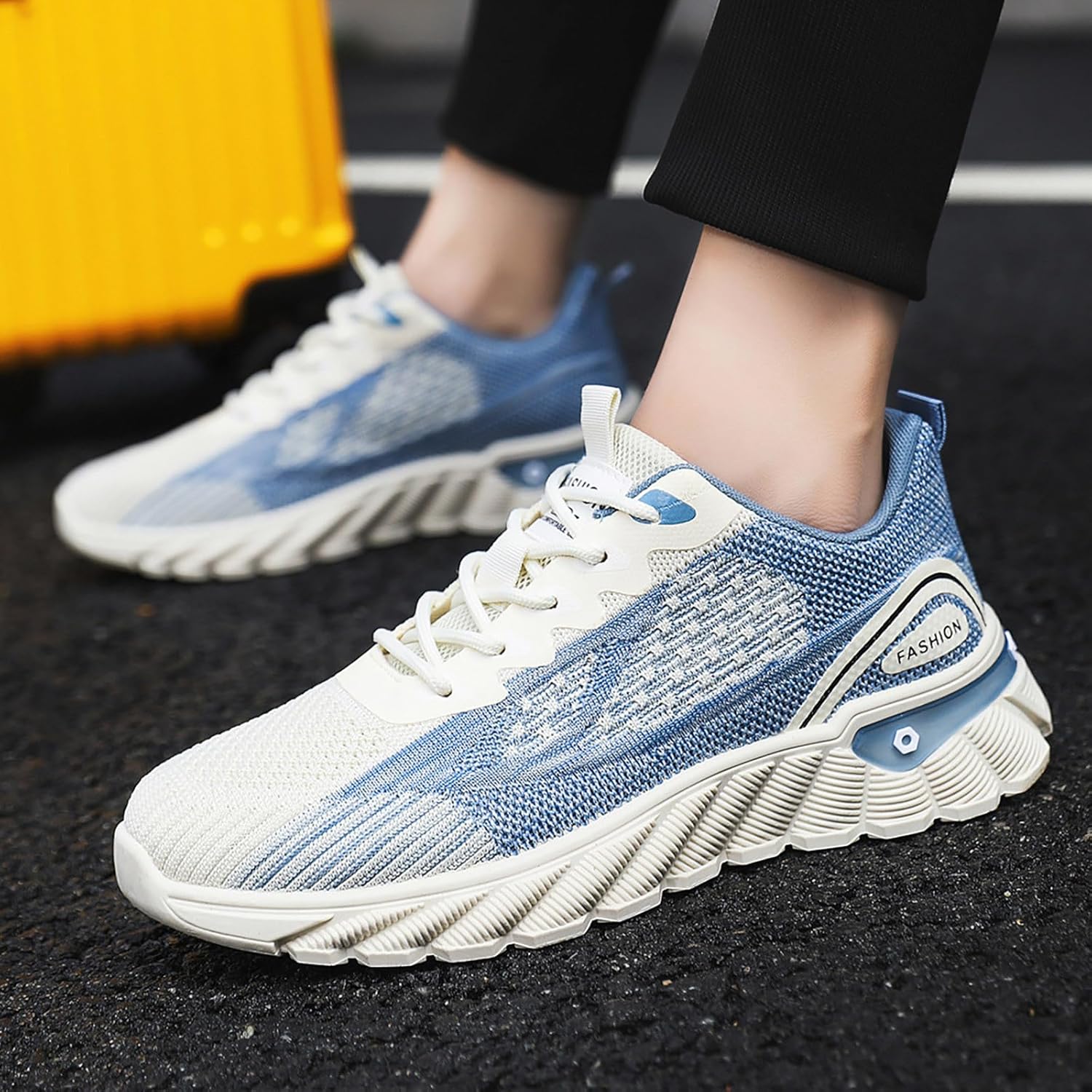 Мужские спортивные кроссовки, повседневная обувь Gowalk для ходьбы, легкие повседневные сетчатые кроссовки с шнуровкой Generic, бежевый — фото 2