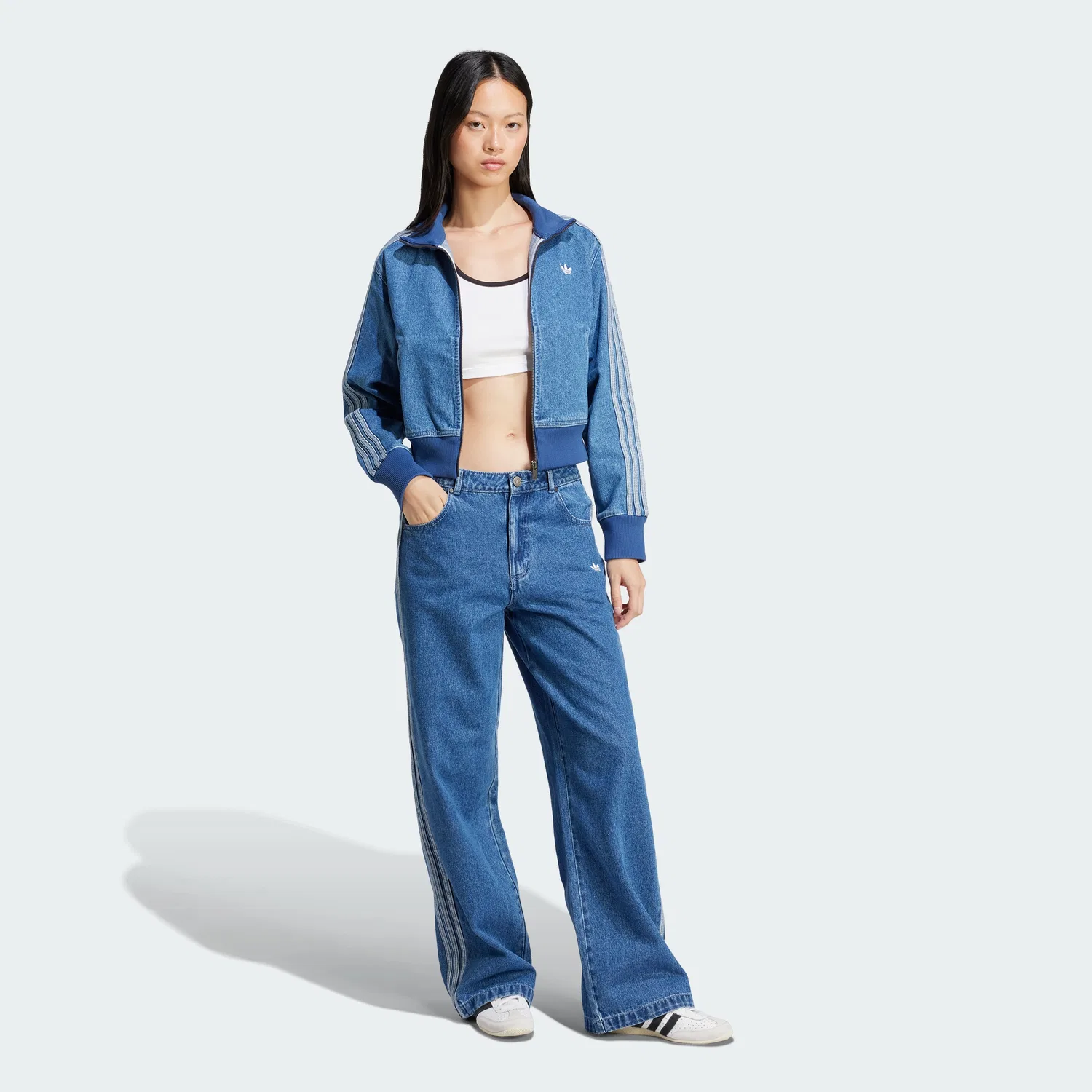 Женские джинсовые брюки Adicolor 3S Track индиго от Adidas — фото 3