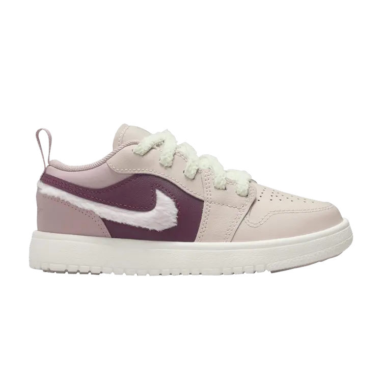 

Кроссовки Air Jordan 1 Low Alt SE PS Fur Swoosh, розовый