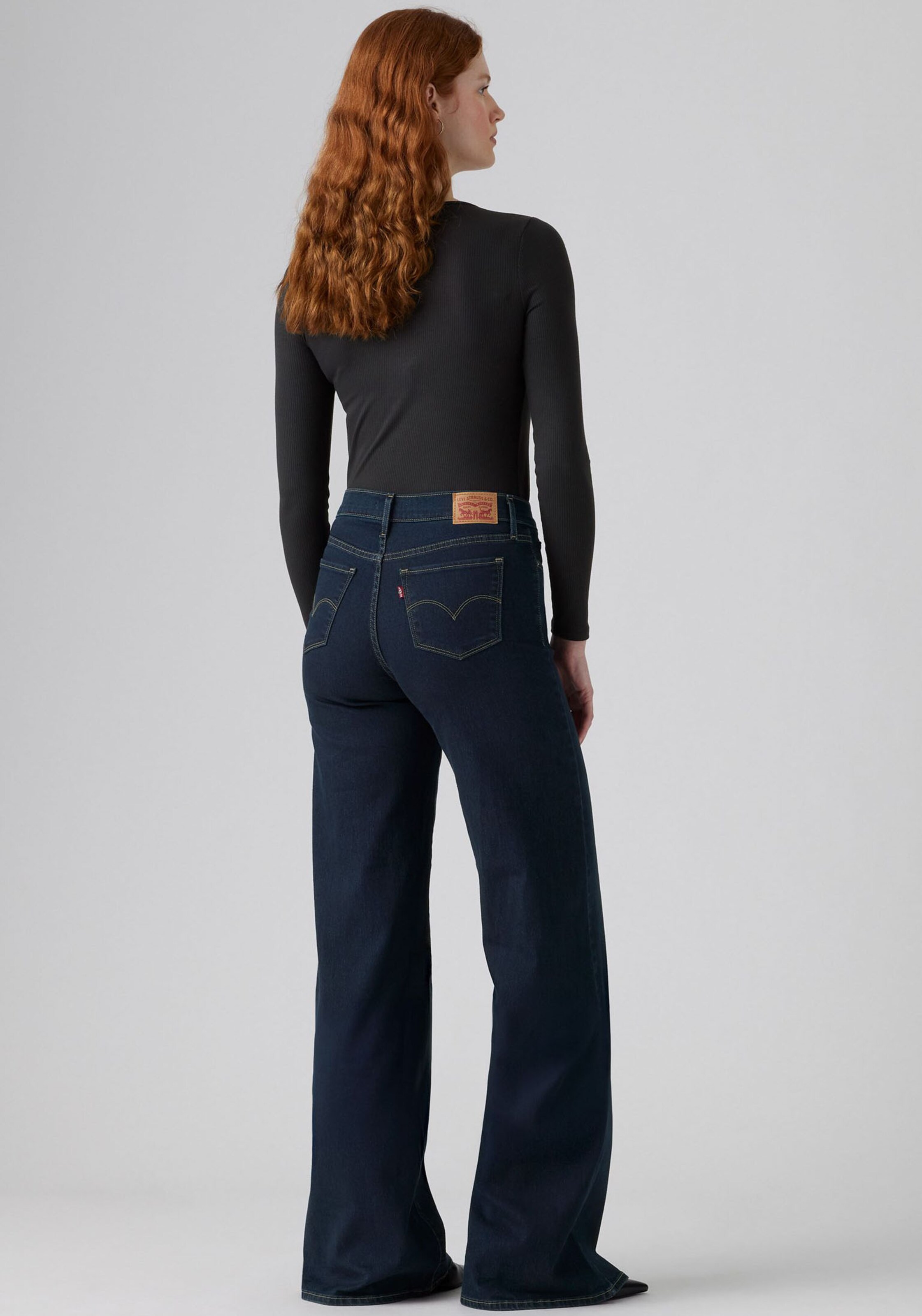 LEVI'S  Джинсы с широкими штанинами в темно-синем цвете — фото 4