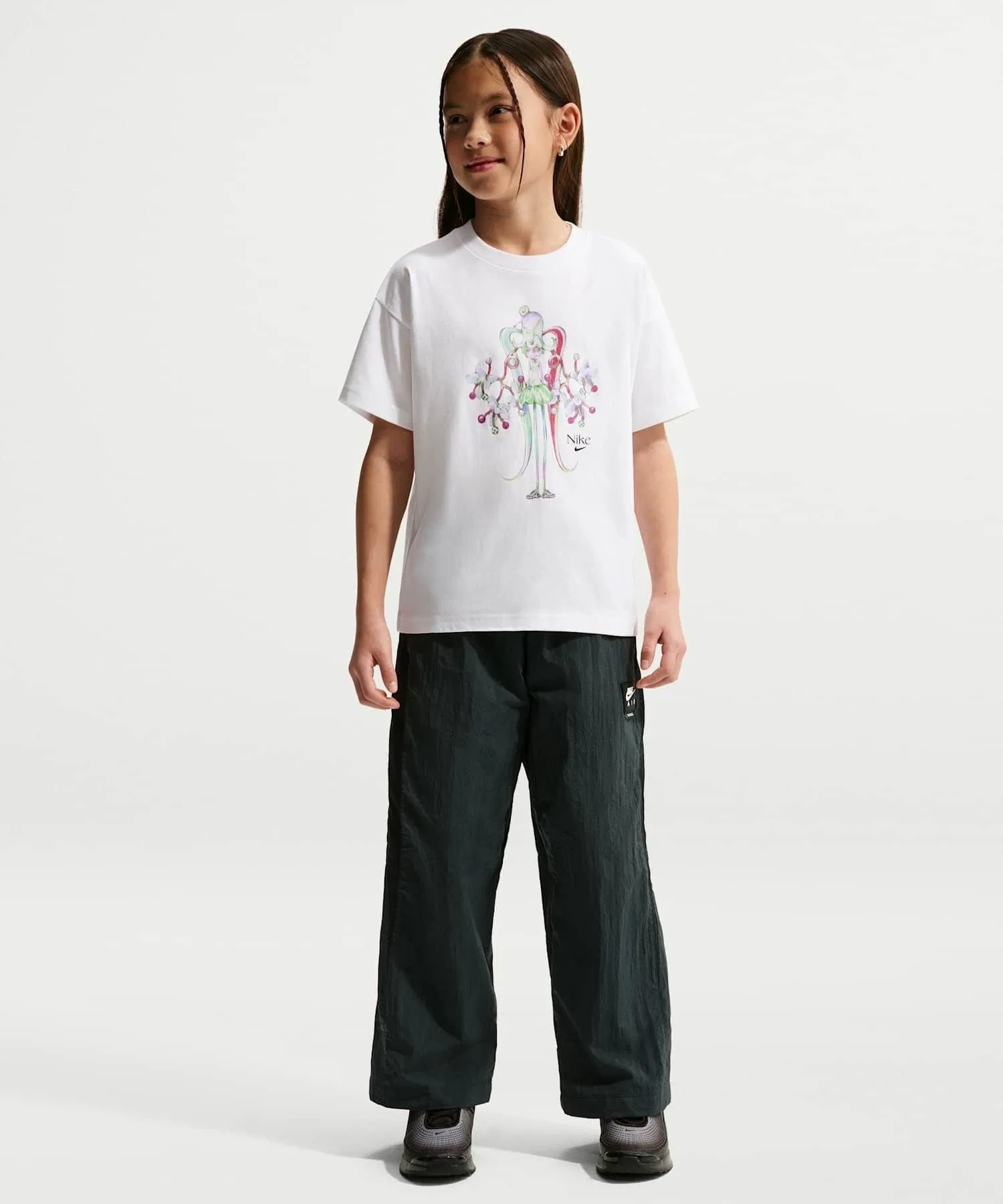 Детская футболка Nike Sportswear Big Kids' (Girls') T-Shirt II9804-100 — фото 4