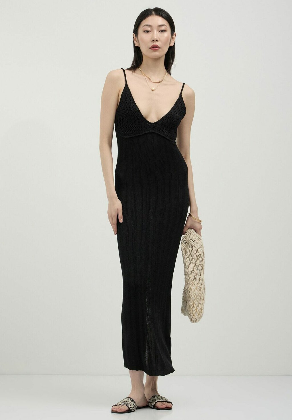 

Платье-джемпер CROCHET - Maxi dress Calliope, черный