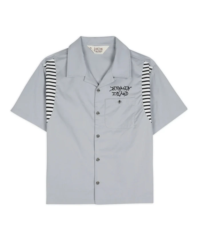 

Серая рубашка с короткими рукавами и вышитым логотипом Brain Dead, серый