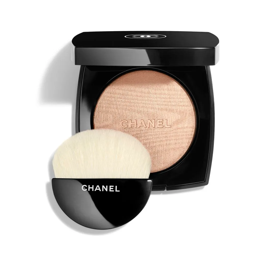 

Осветляющие порошки POUDRE LUMIÈRE Chanel, цвет ivory gold