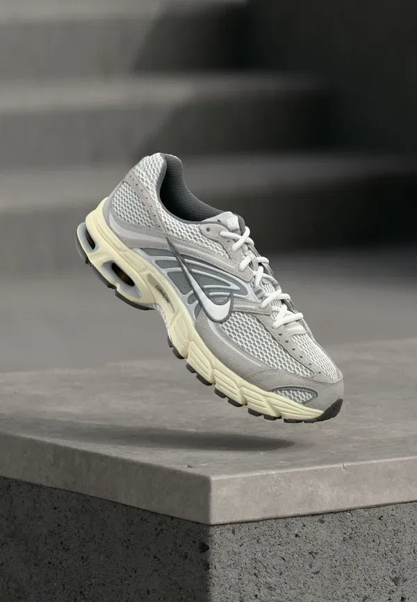 Кроссовки Nike Sportswear Air max moto 2k, серый туман/вершинный белый/дымка/кокосовое молоко