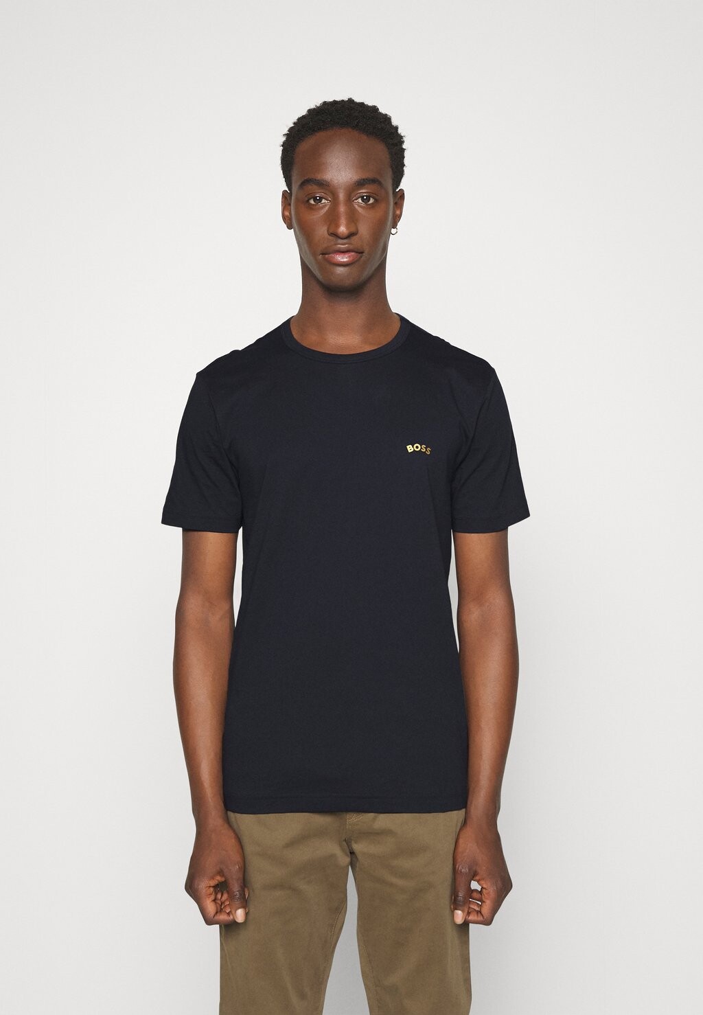 

Футболка базовая TEE CURVED BOSS, цвет dark blue