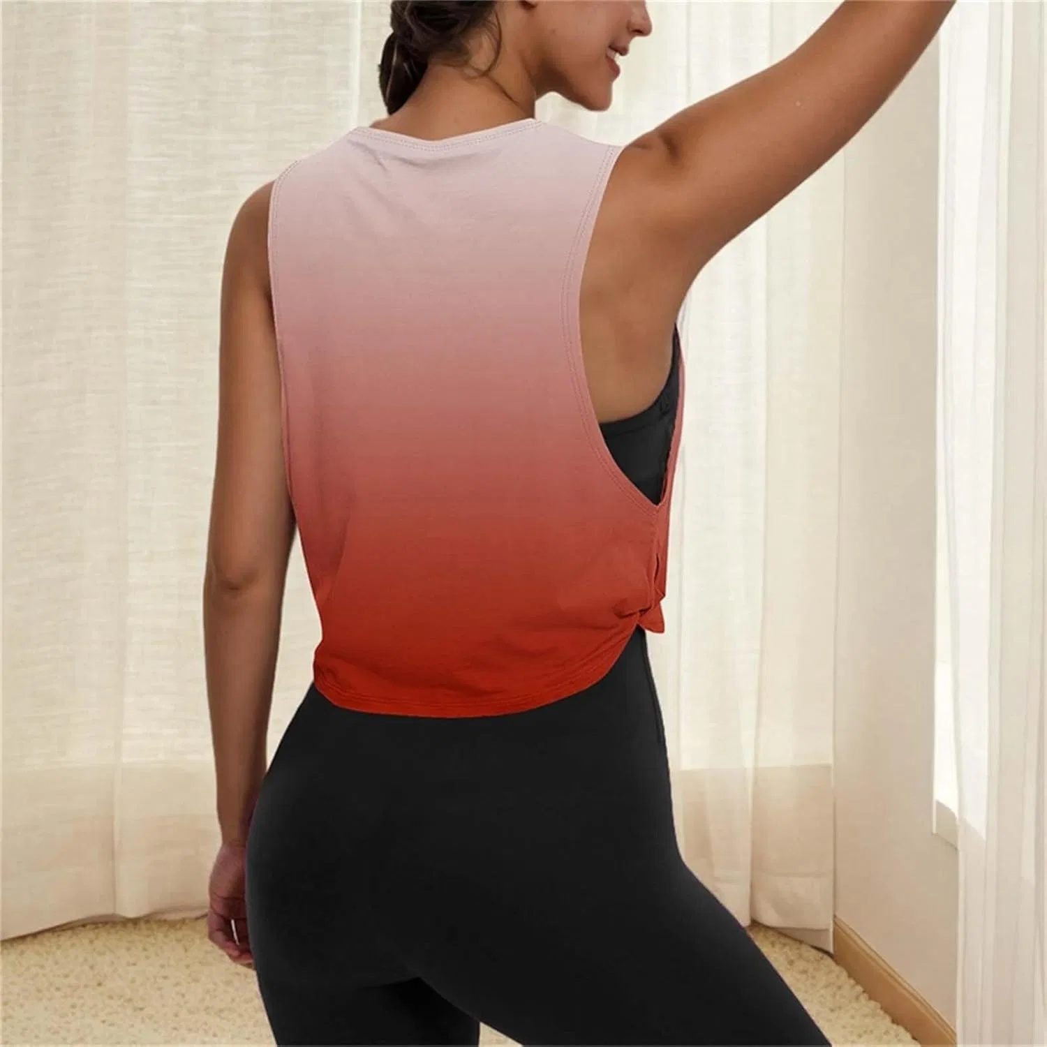 Женский топ без рукавов Gradient, Athletic Camisole, Red — фото 3