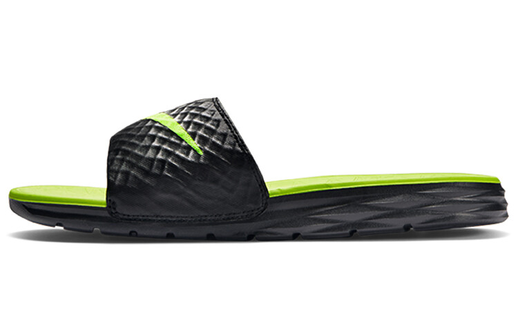 

Шлепанцы и сланцы Nike Benassi Solarsoft Black/Volt