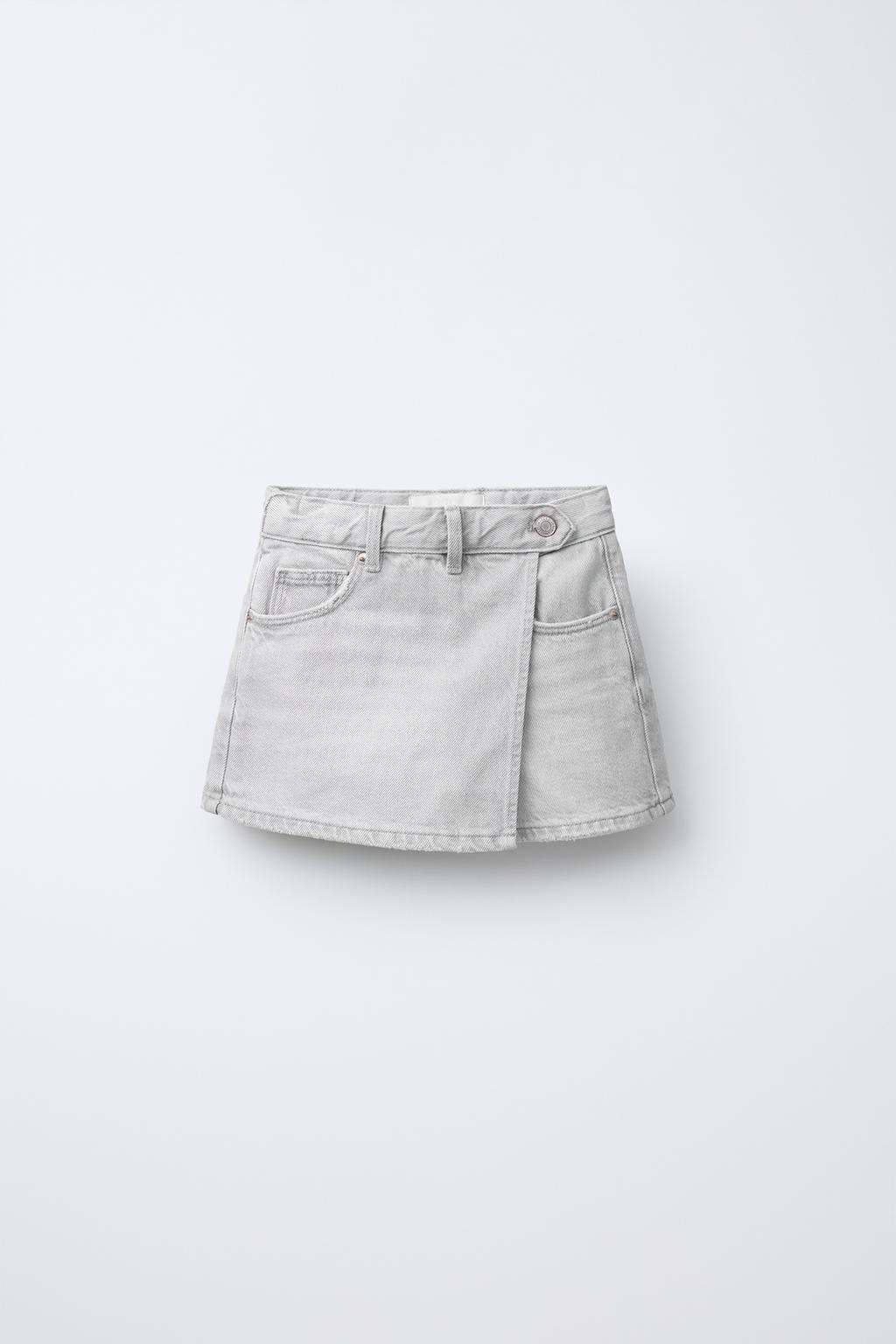 

Джинсовые шорты- бермуды ZARA, цвет Light grey