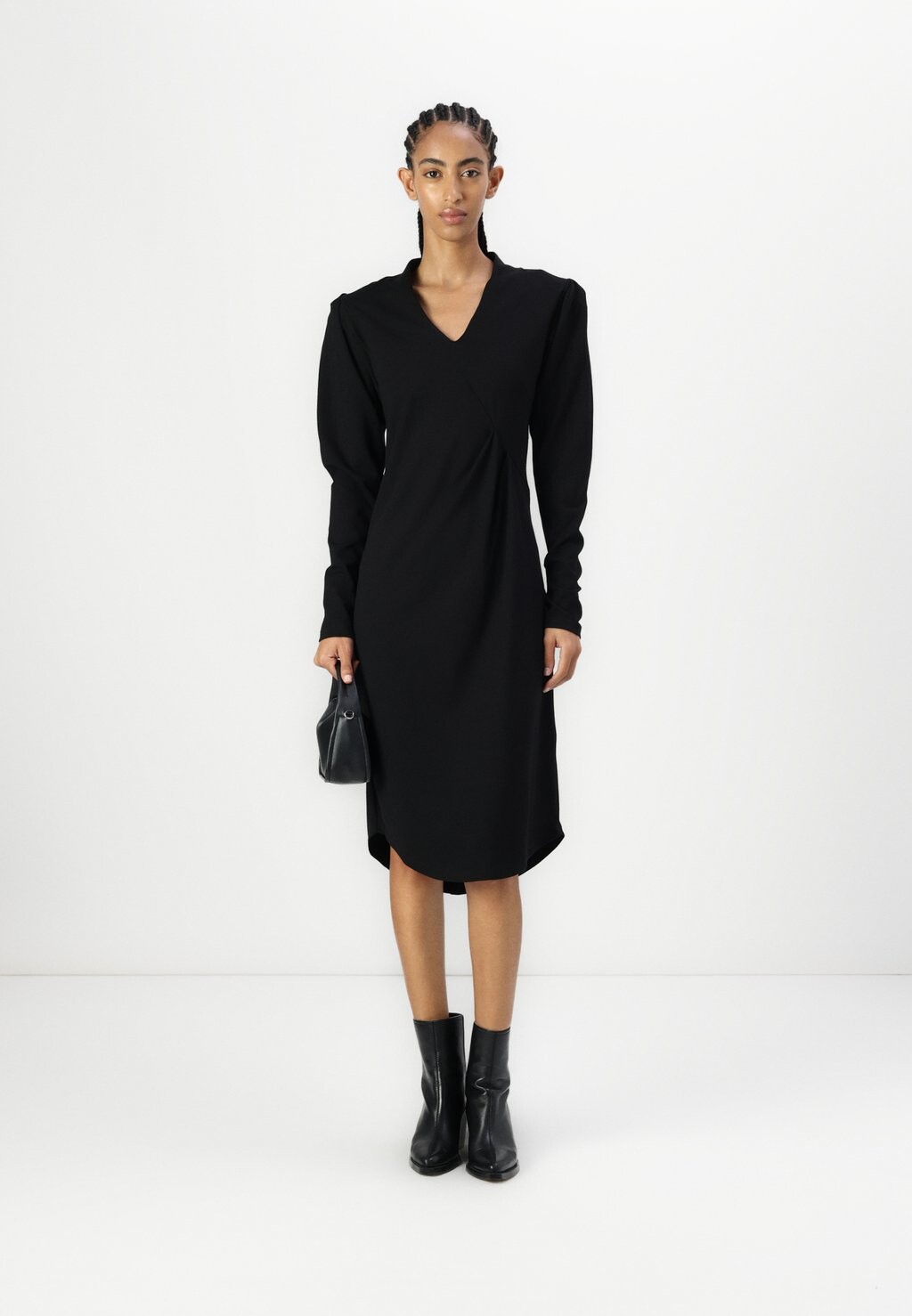 

Коктейльное платье / Вечернее платье LUCILLAS FRYD DRESS Bruuns Bazaar, черный