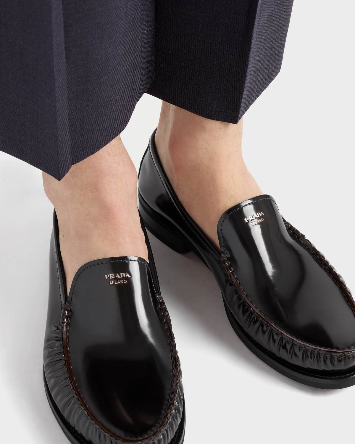 Лоферы из полированной кожи Prada, сиенна — фото 3