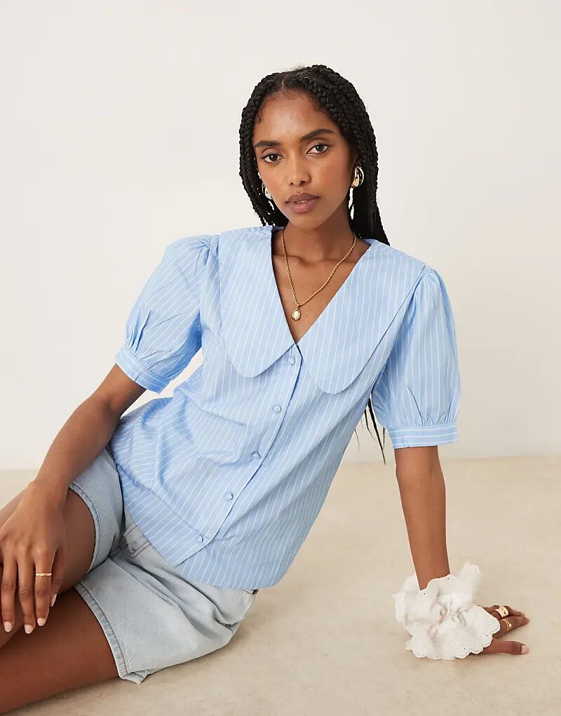 

Рубашка OMNES в полоску с большим воротником синего цвета