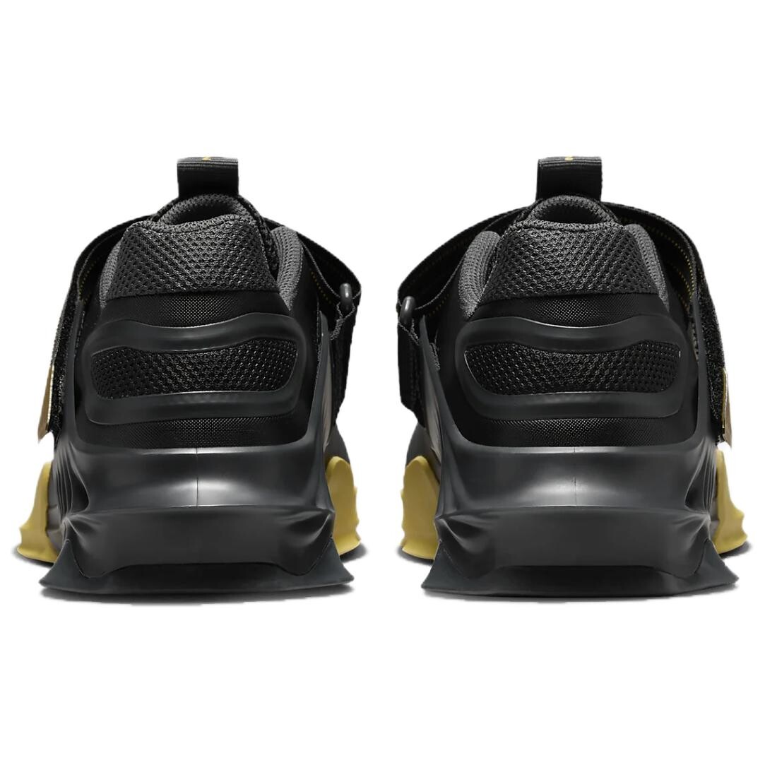 Кроссовки Nike Savaleos Training Shoes Men Low-top Black/Anthracite/Infinite Gold/Metallic Gold, черный — фото 4