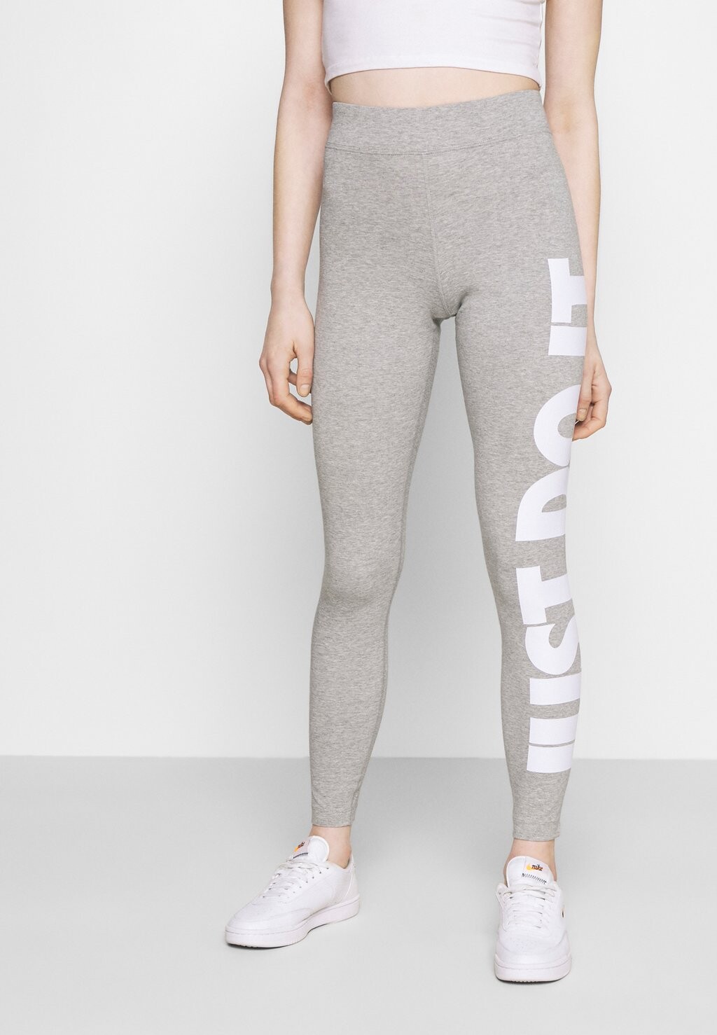 

Леггинсы Nike