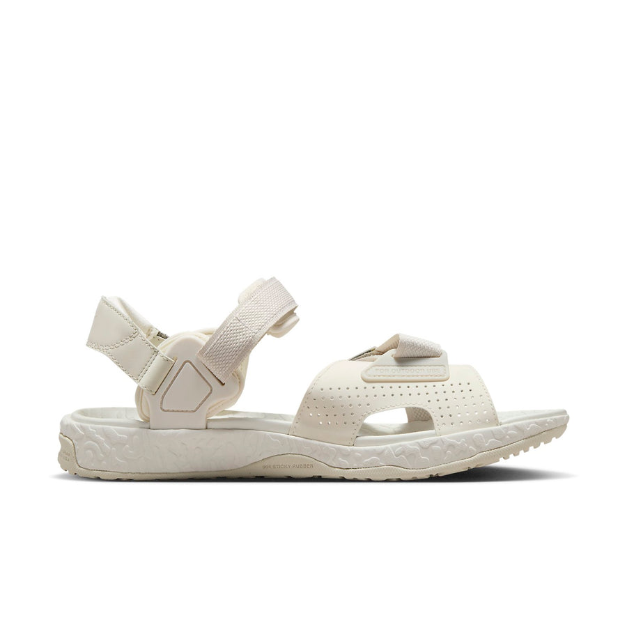 Сандалии Nike ACG Air Deschutz+ Sandals 'Beige Khaki Light', коричневый — фото 2