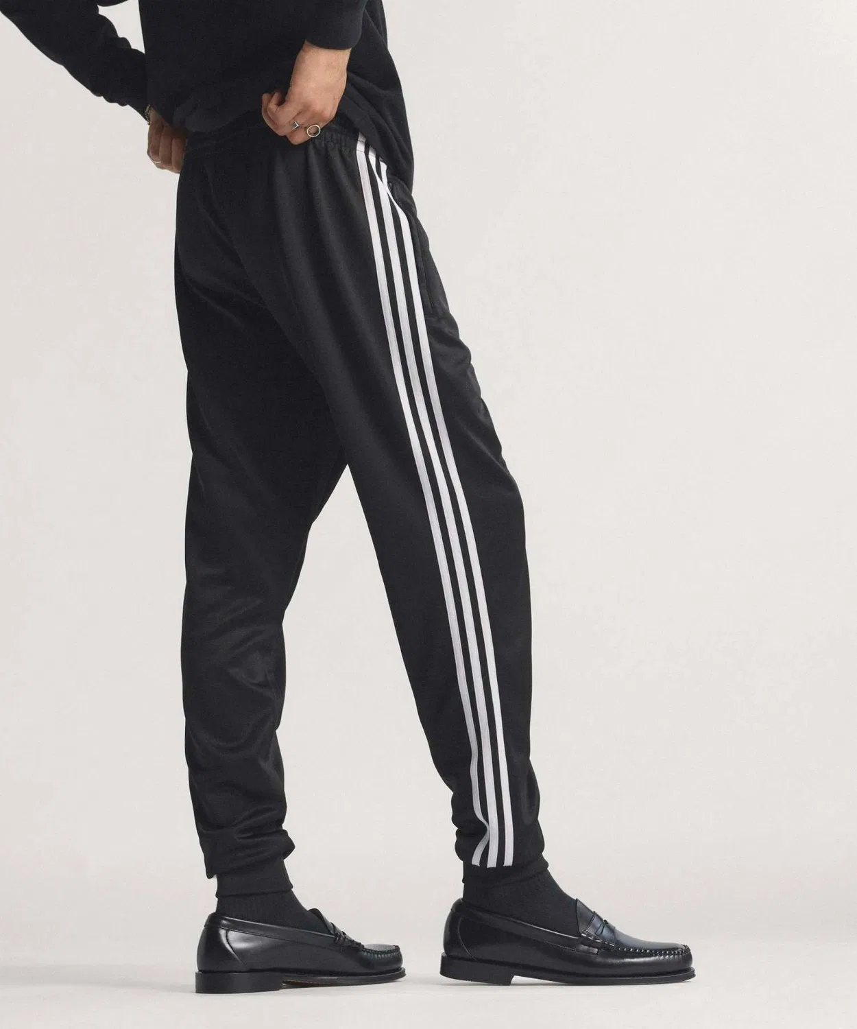 Тренировочные брюки adidas Originals SST, чёрные — фото 4