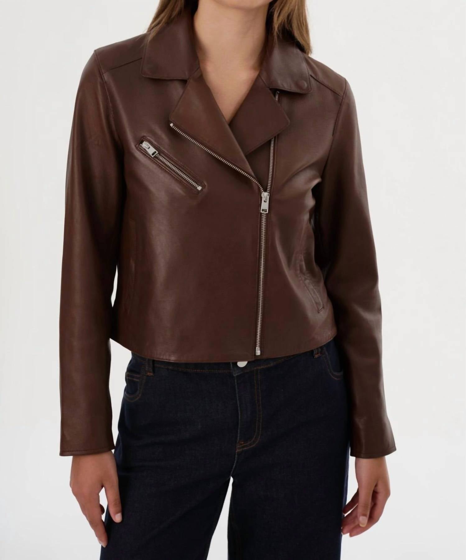 

Кожаная косуха Valeria в коричневом цвете Lamarque