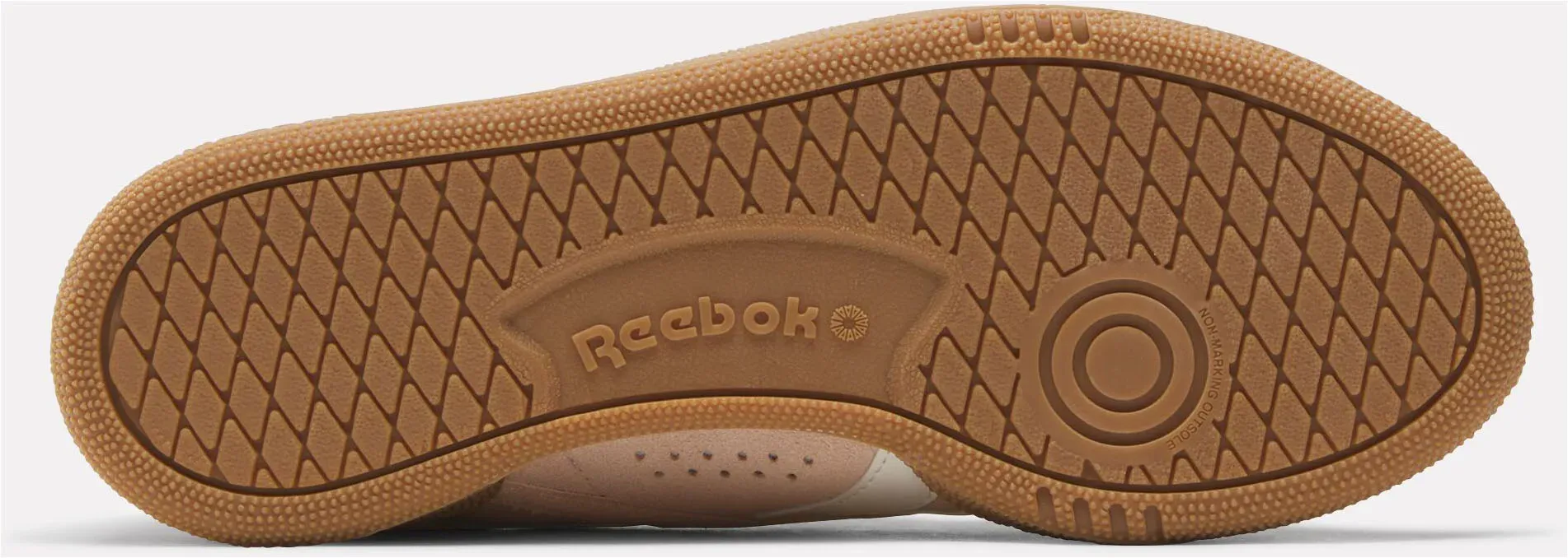 Классические кроссовки Reebok "CLUB C GROUNDS UK" Reebok Classic, цвет Washedclay/Chalk/Gum