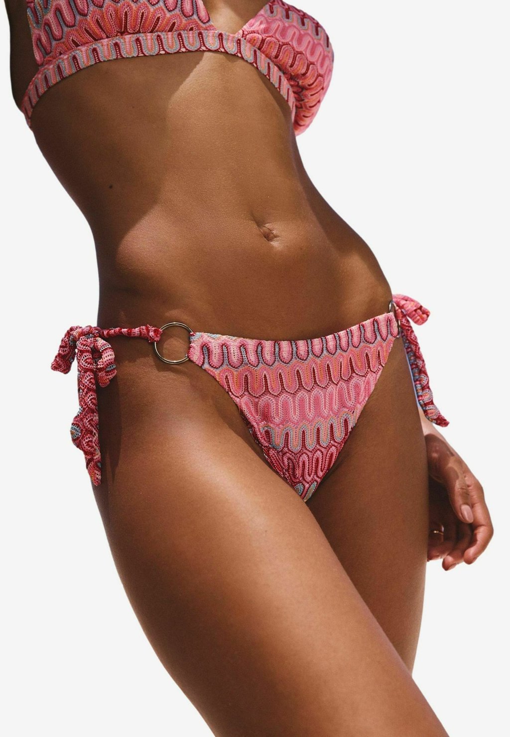 

Плавки бикини Lipsy, розовый