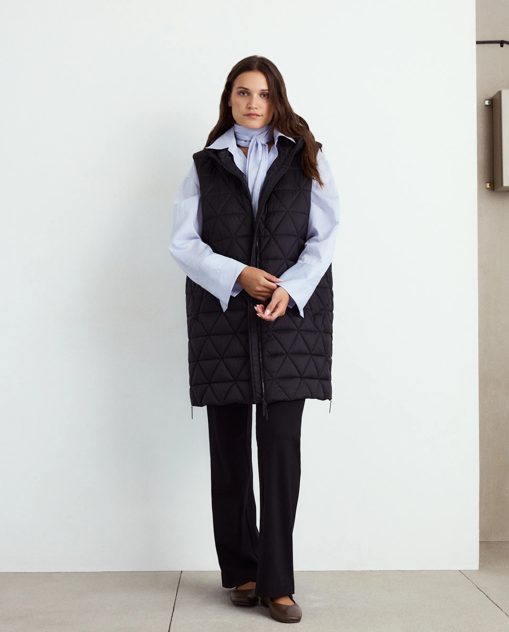 

Женский жилет Couchel, черный