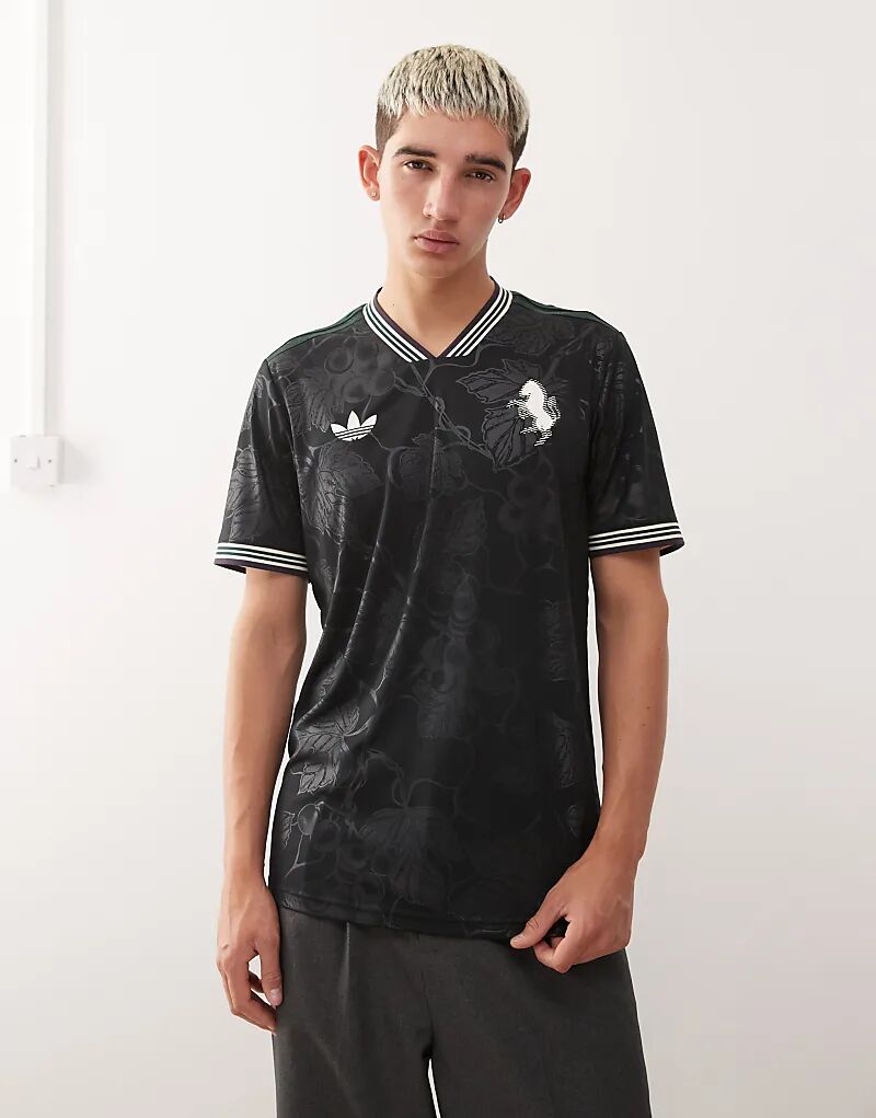 

Третья футболка Adidas Football Juventus 25/26 черного цвета