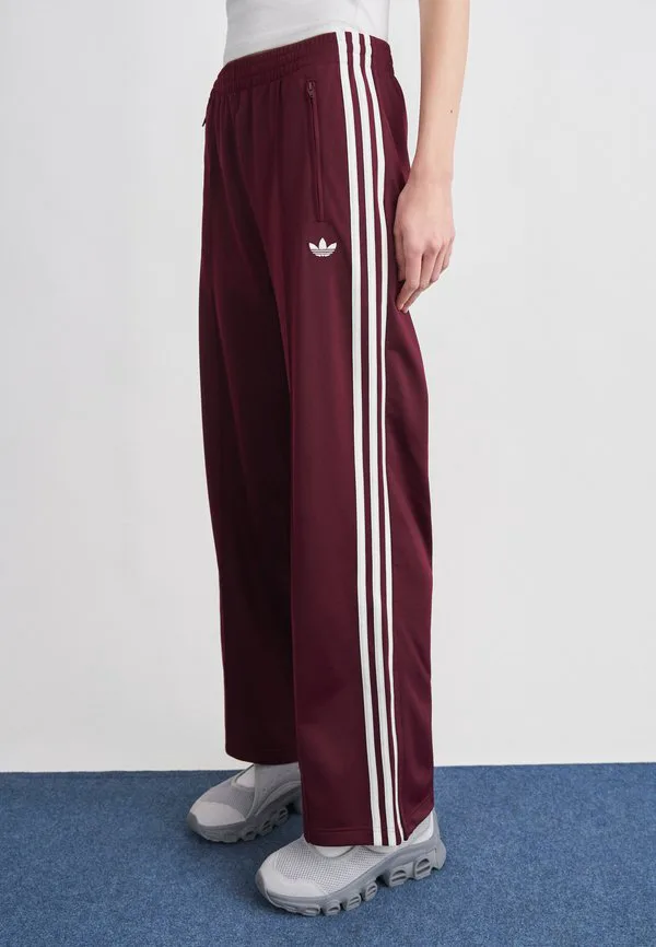 Свободные спортивные штаны firebird Adidas Originals, Maroon/Off-White