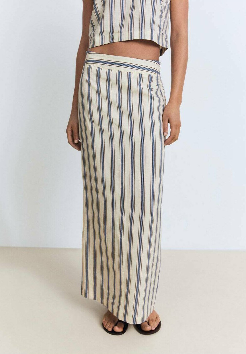 

Юбка макси STRIPED Mango, кремовый