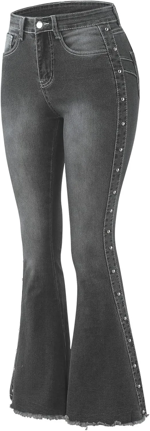 

Женские джинсы с высокой талией и расклешенным силуэтом