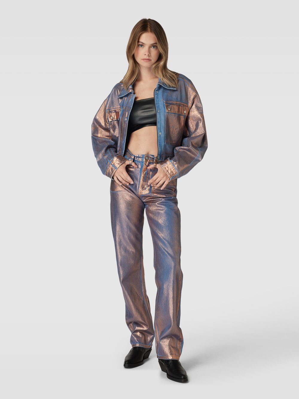 

Укороченная джинсовая куртка с мерцающим дизайном Calvin Klein Jeans