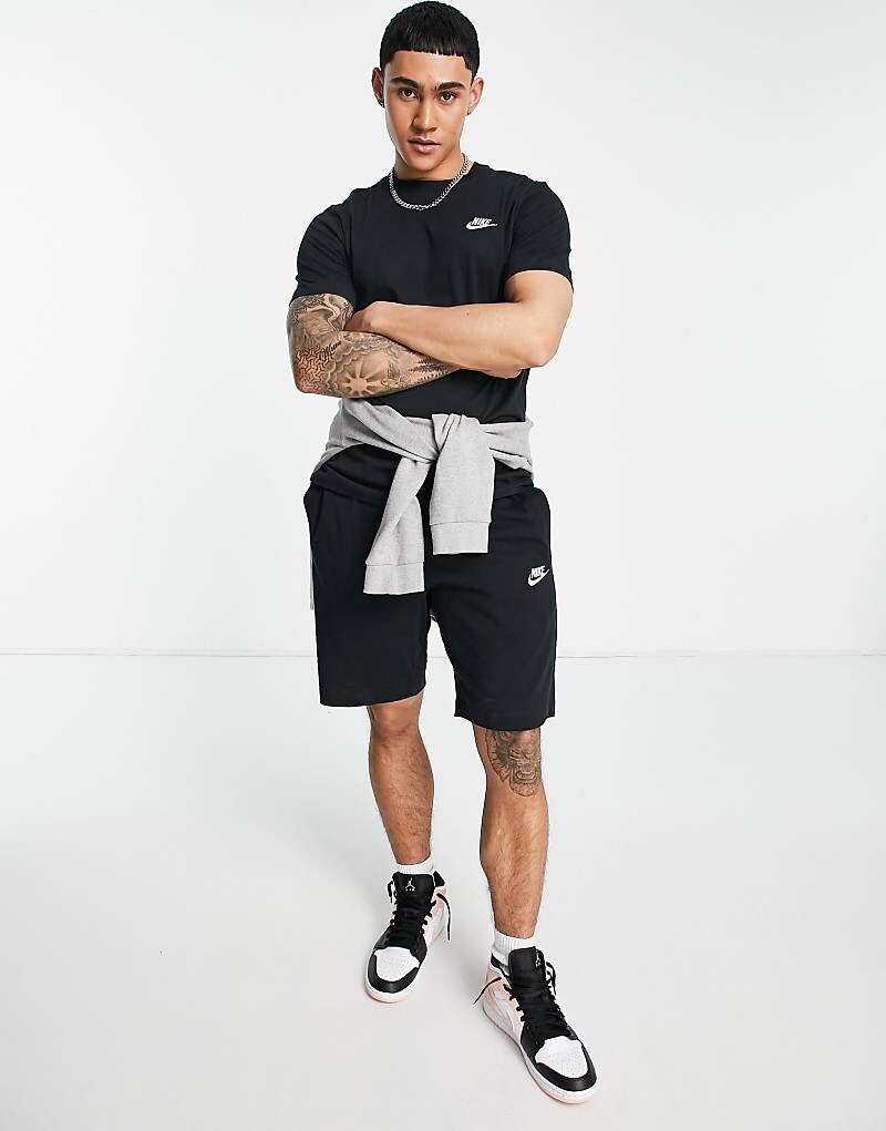 Nike Club — черная футболка — фото 2