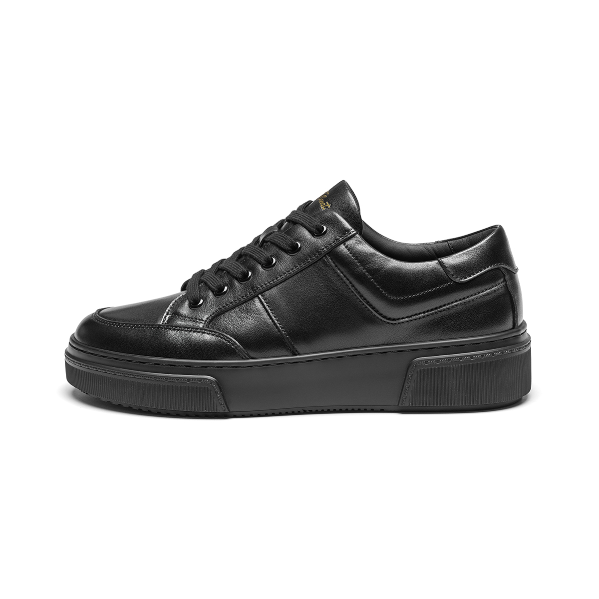 

Износостойкие низкие мужские кроссовки J.BENATO, Black
