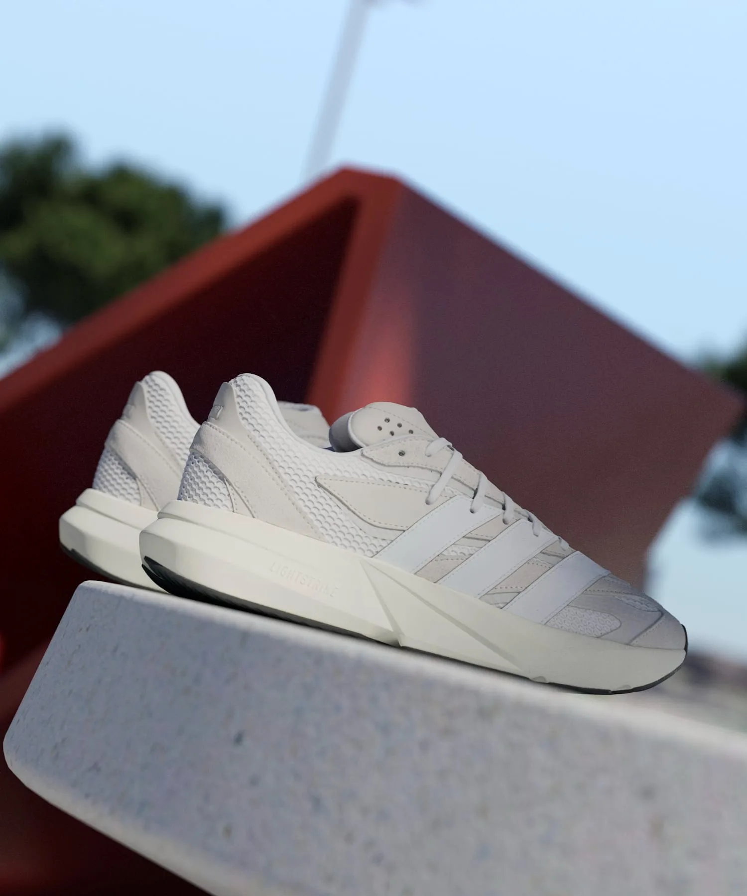 Кроссовки для бега и повседневной носки Lightblaze adidas чёрные — фото 4