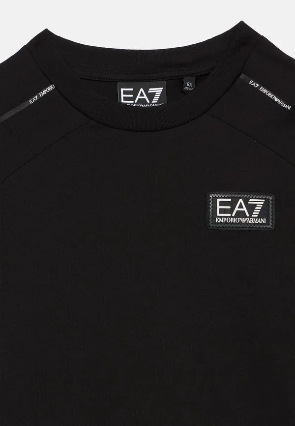 Футболка унисекс с принтом Ea7 Emporio Armani, Black — фото 4