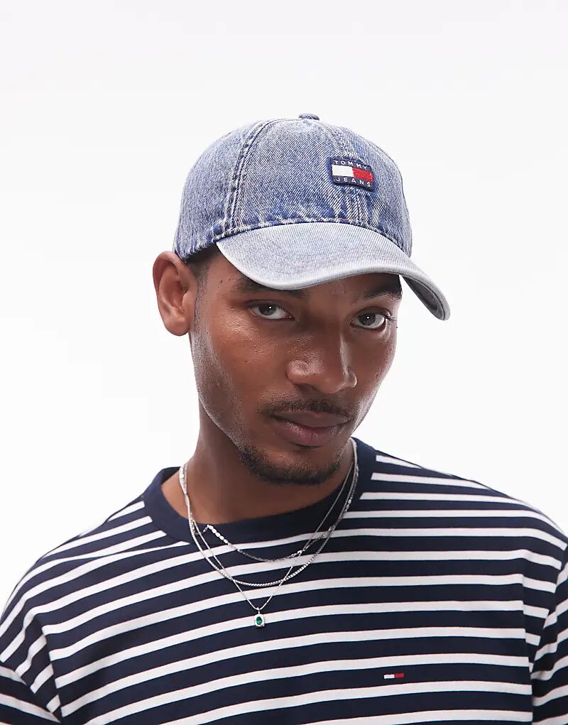 

Джинсовая кепка Tommy Jeans Core Flag цвета индиго