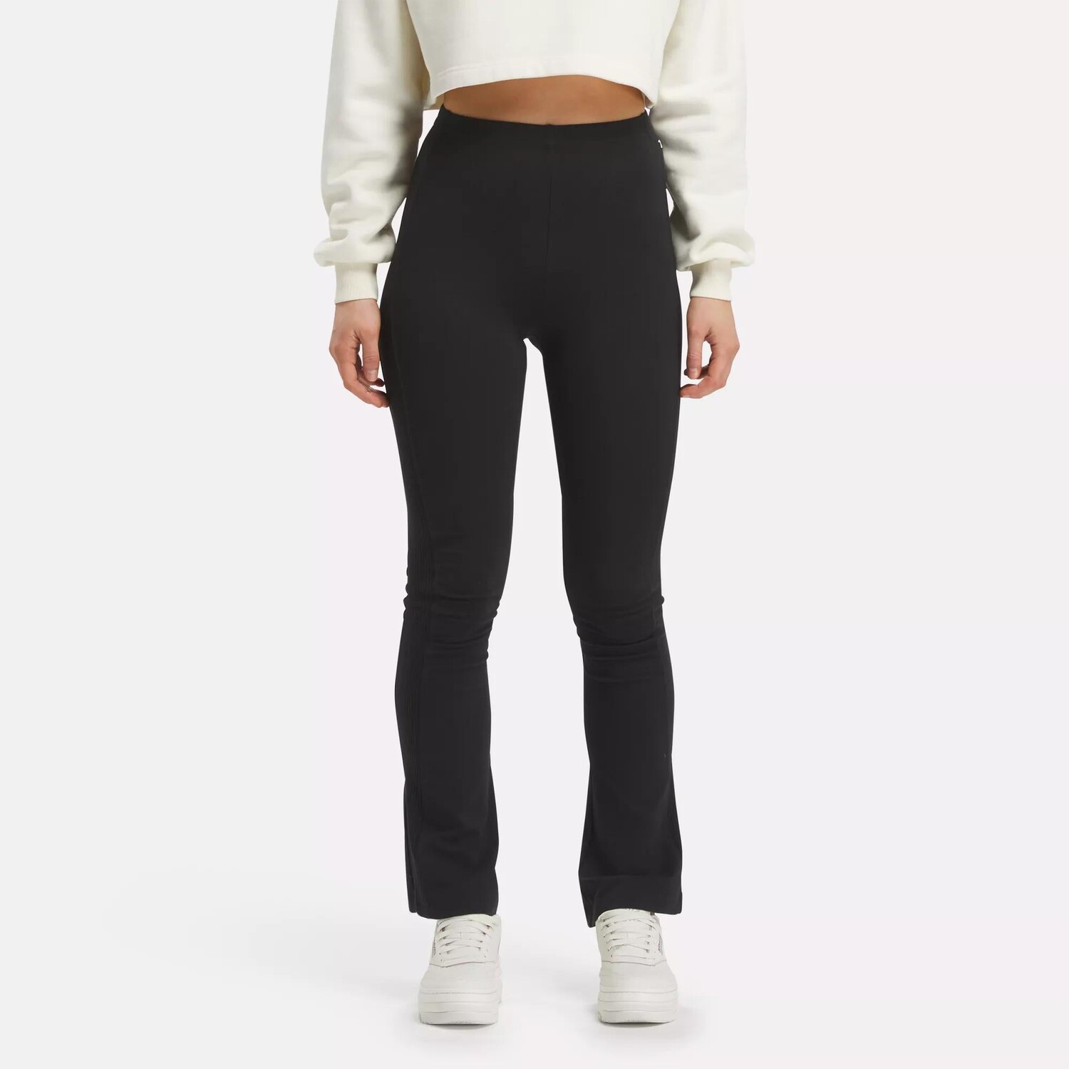 

Классические трендовые расклешенные леггинсы Reebok, черный