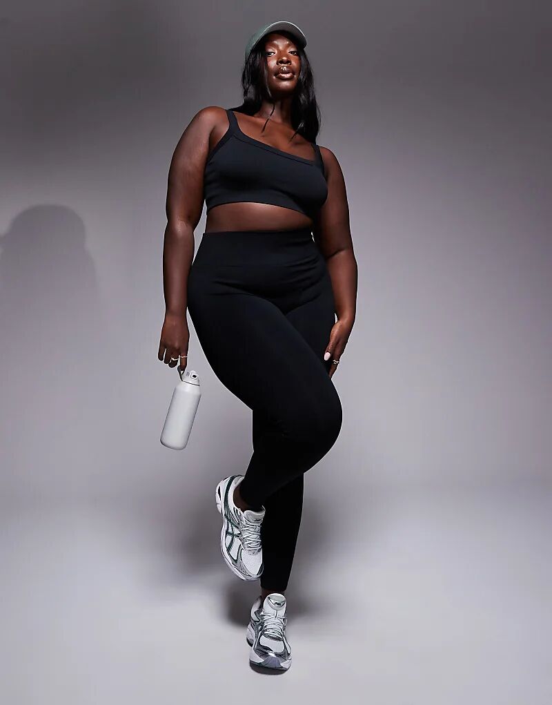 

Бесшовный спортивный бюстгальтер Curve Modeling средней поддержки черного цвета ASOS 4505