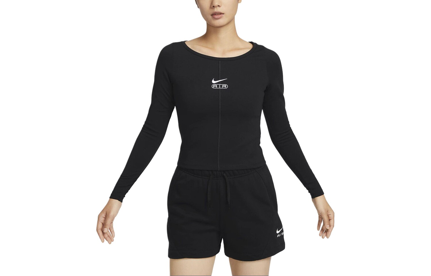 

Женская футболка Nike, цвет Black