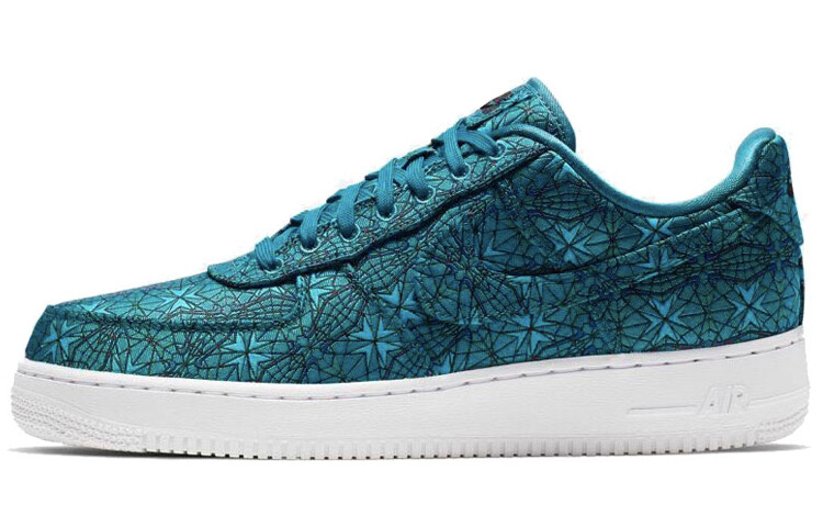 

Кроссовки Nike Air Force 1 Low Stained Glass Green Abyss