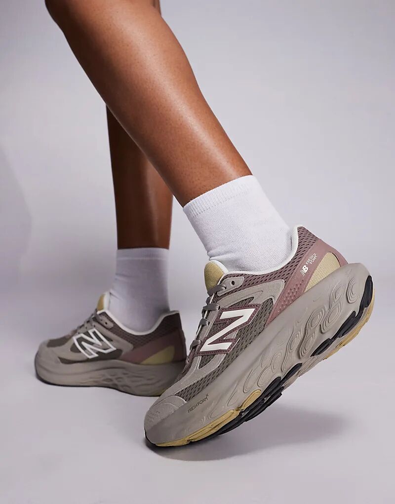 Кроссовки-унисекс New Balance Fresh Foam коричневого и бордового цветов — фото 4