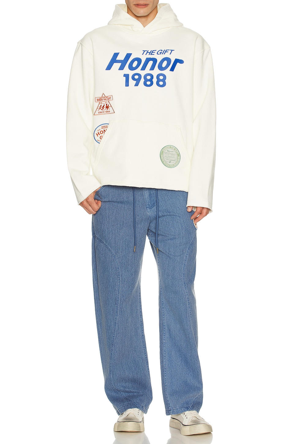 

Худи в стиле пэчворк Party Honor The Gift, Bone