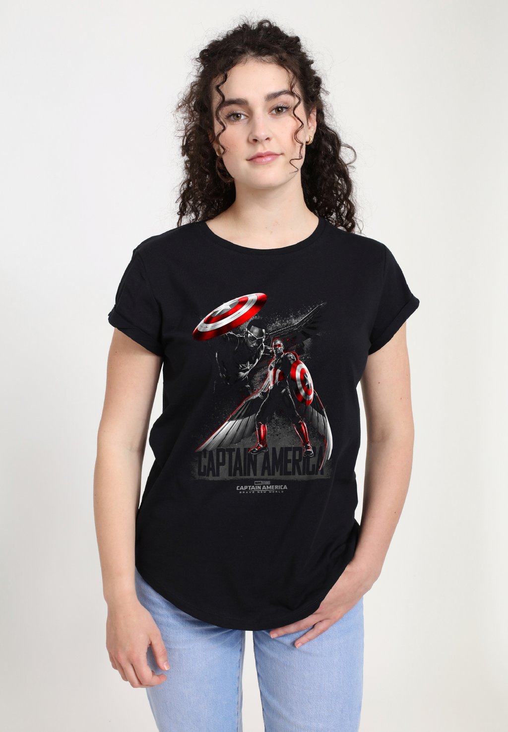 

Футболка с принтом CAPTAIN AMERICA NEW WORLD BRAVE POSE Henry Tiger, черный