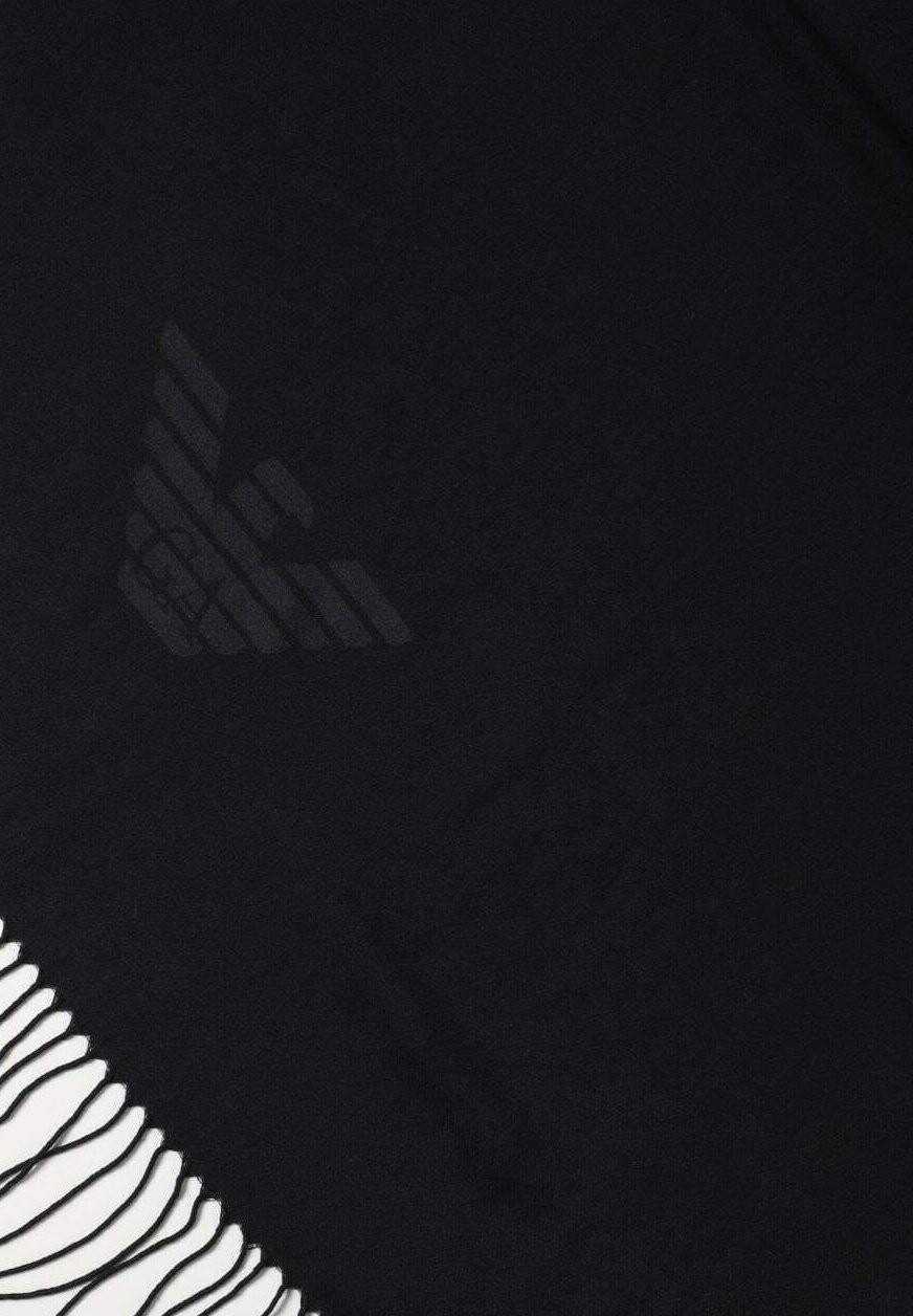 

Шарф Emporio Armani, черный