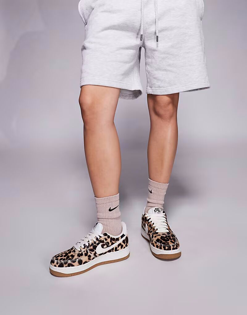 Кроссовки унисекс Nike Air Force 1 в леопардовом и белом цветах — фото 4